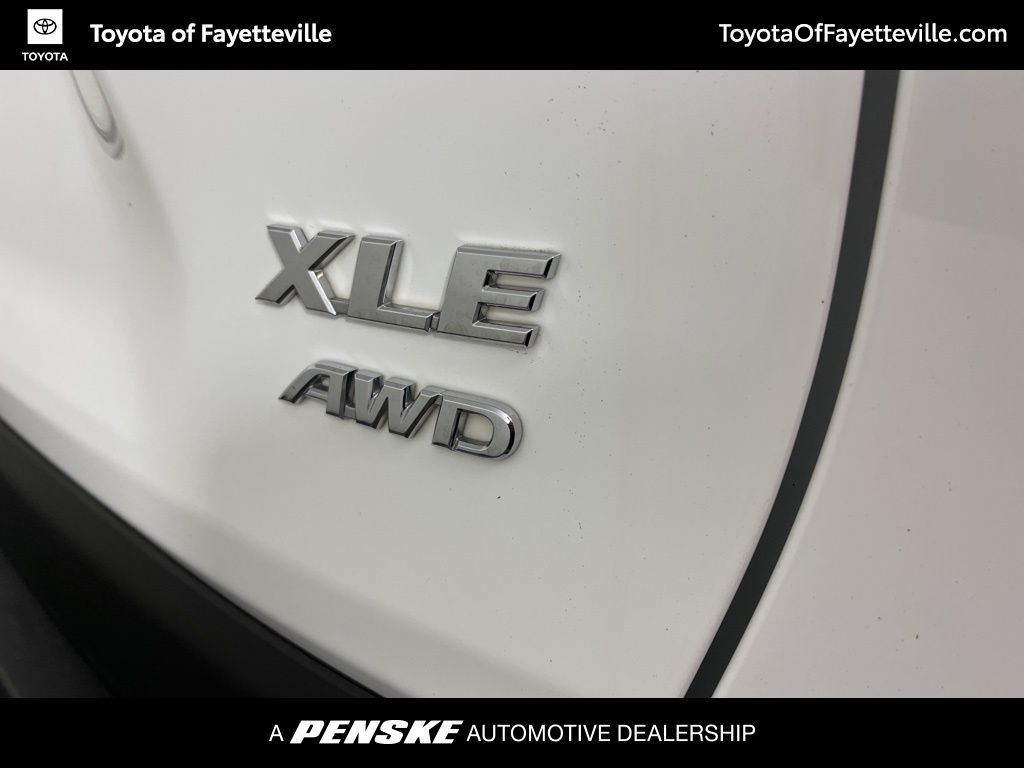 Thumbnail: 2024 Toyota RAV4 - 17