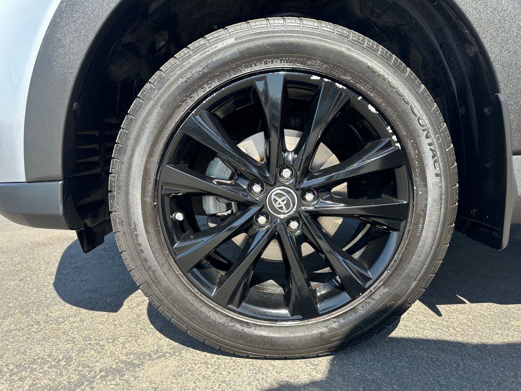 2018 Toyota RAV4 Adventure