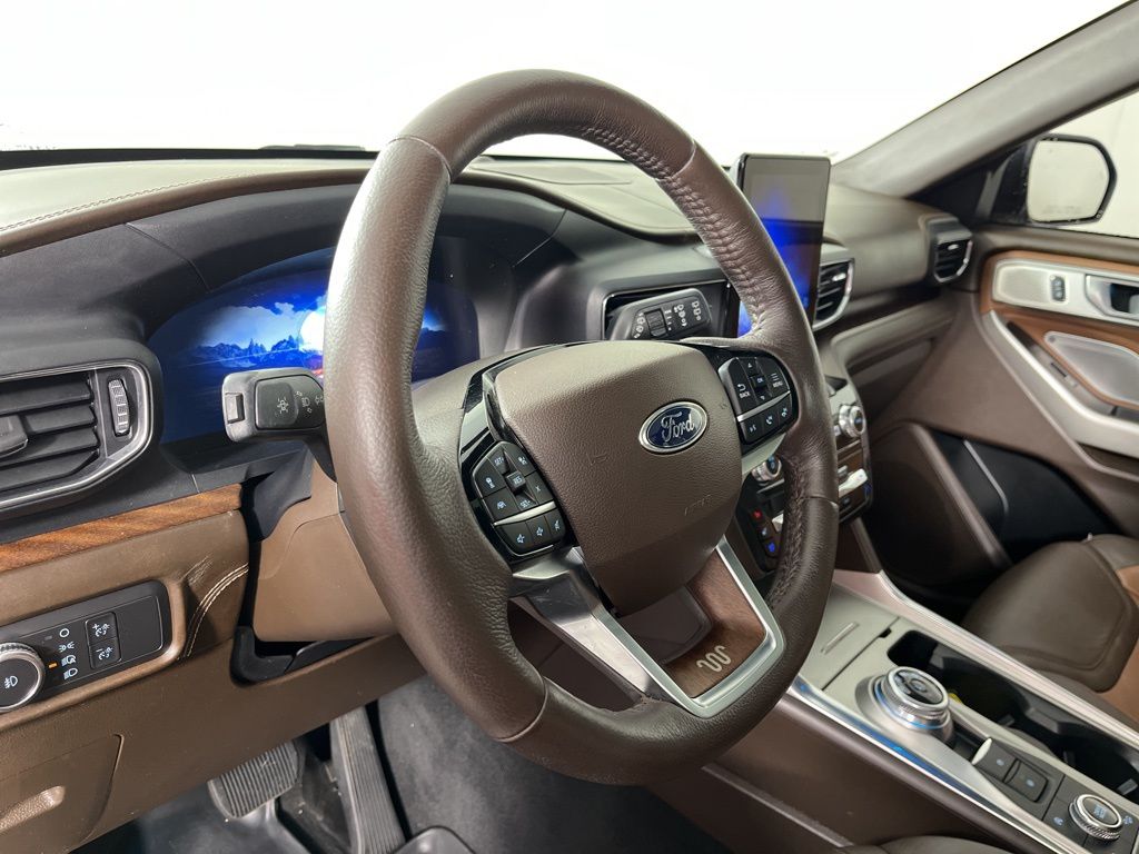 Thumbnail: 2022 Ford Explorer - 28