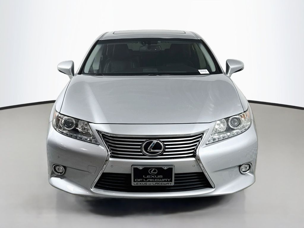 Thumbnail: 2014 Lexus ES - 2