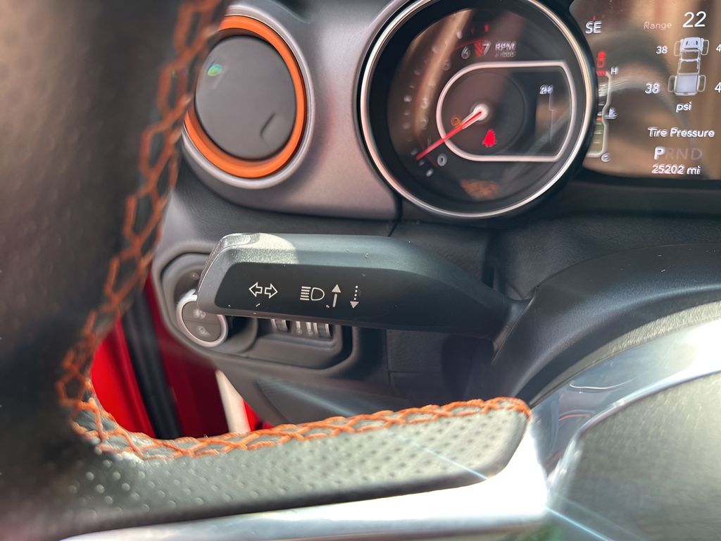 Used Car 2021 Jeep Gladiator  Mojave For Sale Under $40,000 In Austin, Texas