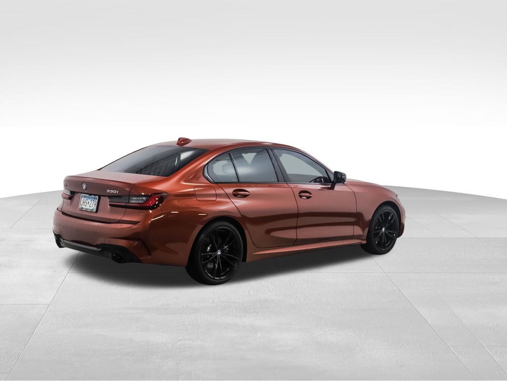 Thumbnail: 2022 BMW 3 Series - 5