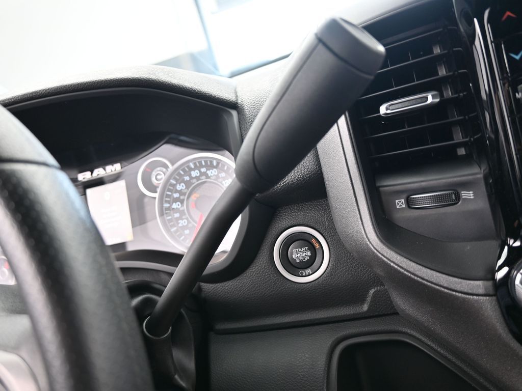 Used 2024 Billet Silver Metallic Clearcoat Ram Tradesman image 27