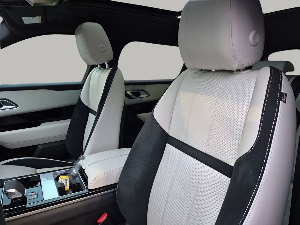 Used 2021  Land Rover P250 R-Dynamic S image 31