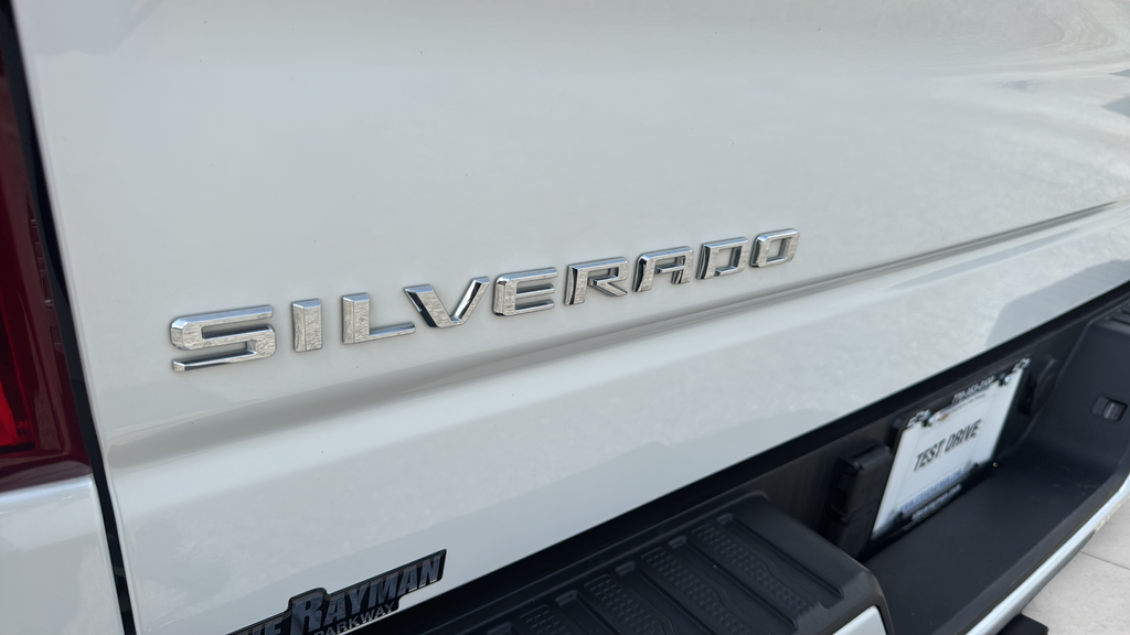 Used 2020 Chevrolet Silverado 1500 High Country 4D Crew Cab