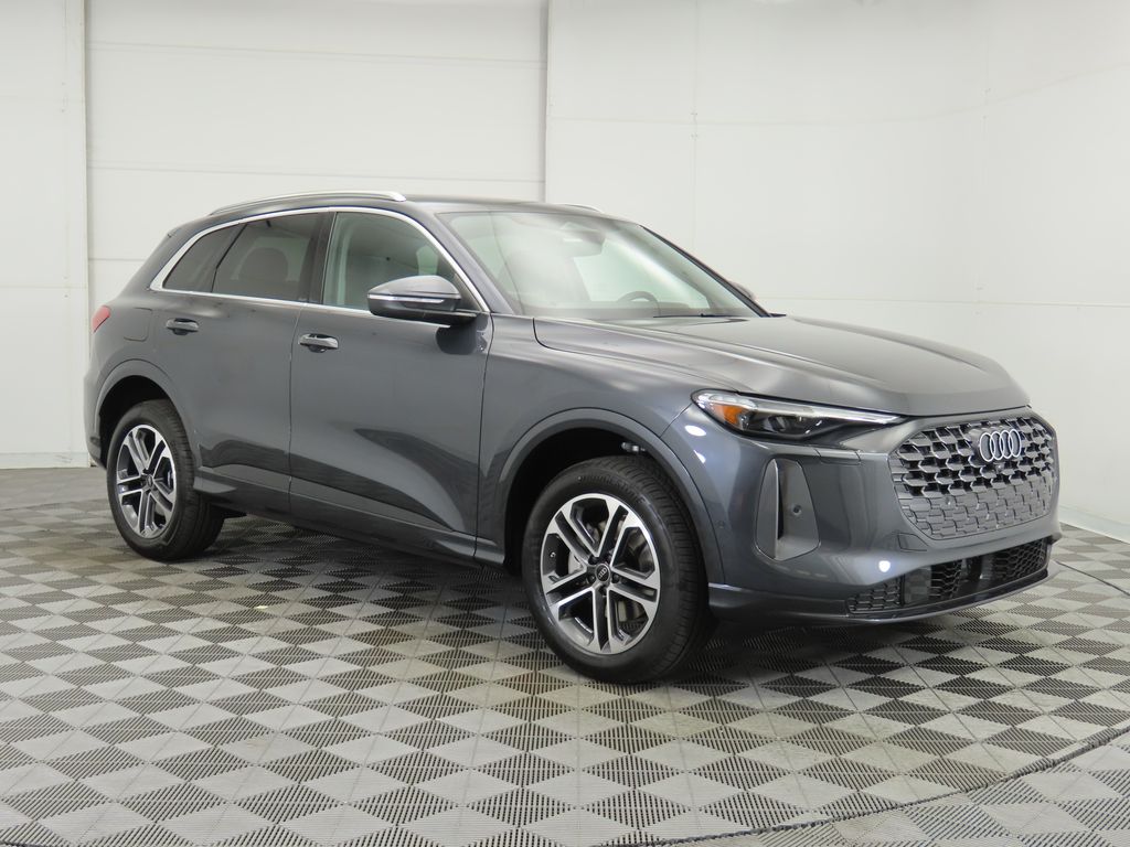 Thumbnail: 2025 Audi Q5 - 4