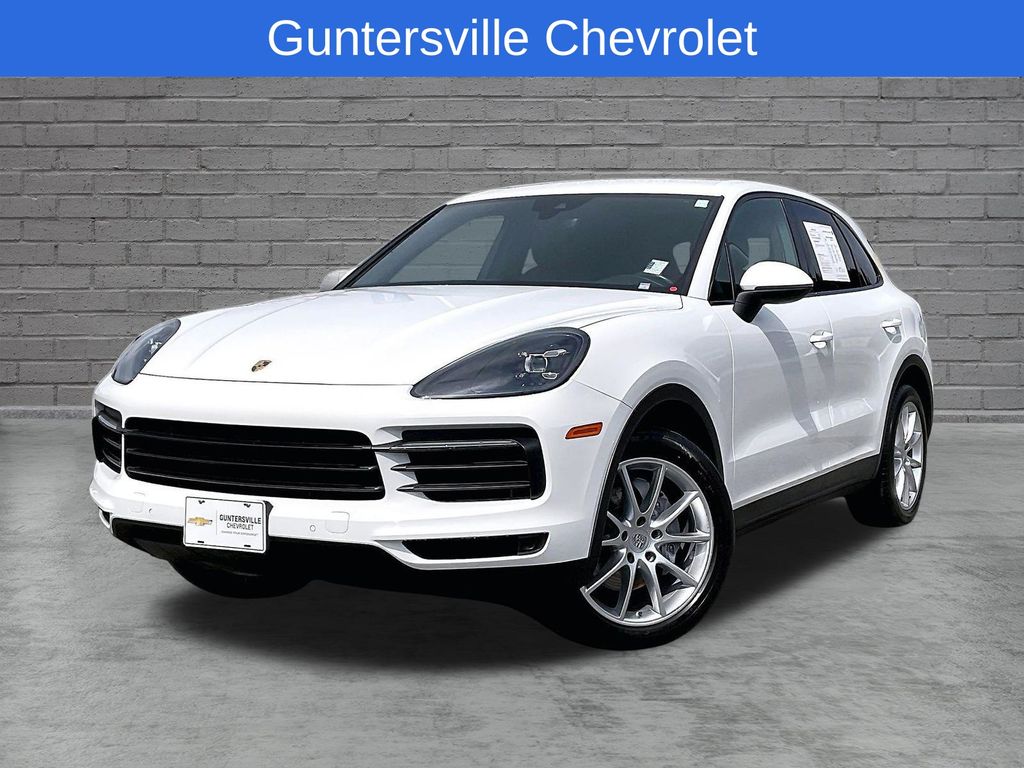 White 2019 Porsche Cayenne AWD SUV / Crossover All-Wheel Drive 8-Speed Automatic