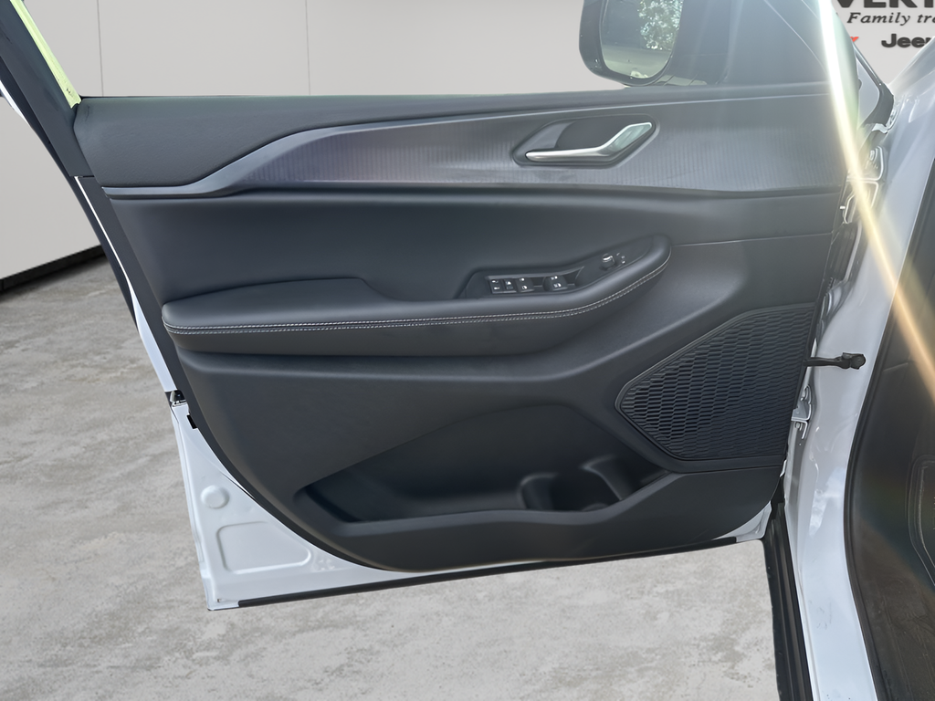 New Car 2025 Jeep Grand Cherokee  For Sale Under $50,000 In Austin, Texas