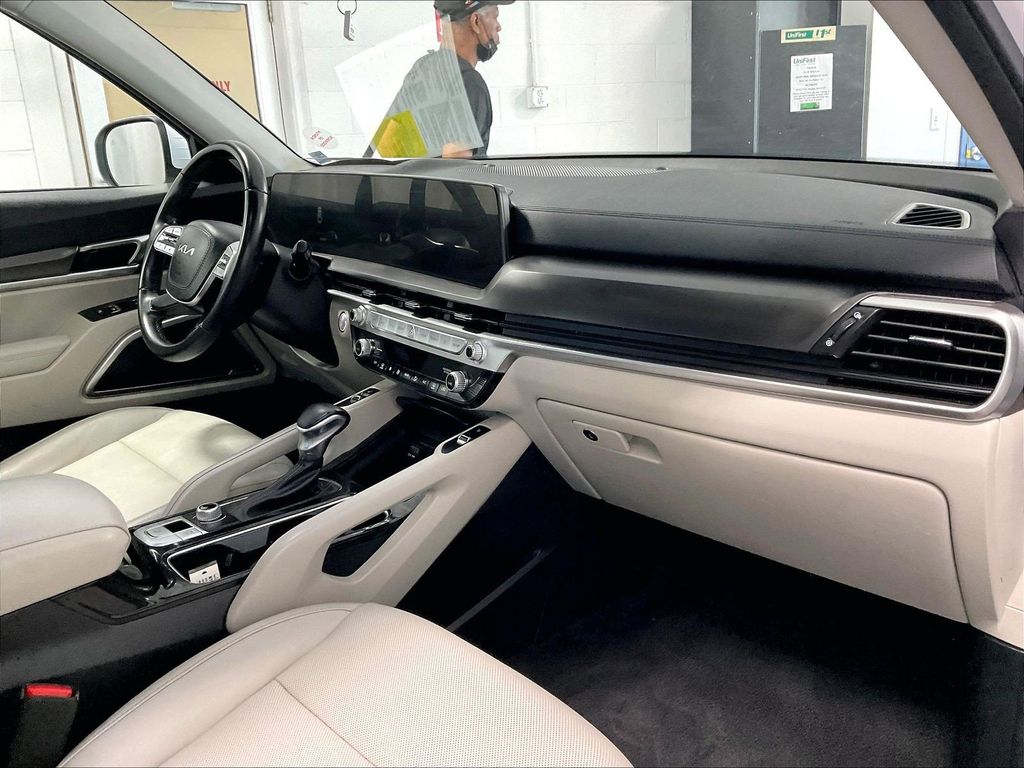 2023 Kia Telluride — photo 14