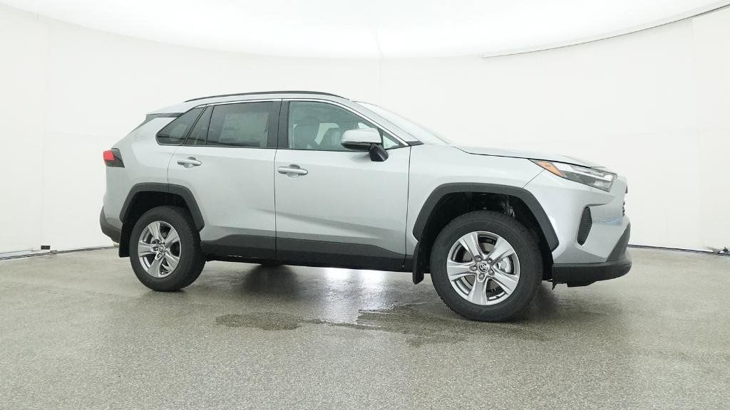 Thumbnail: 2025 Toyota RAV4 - 15