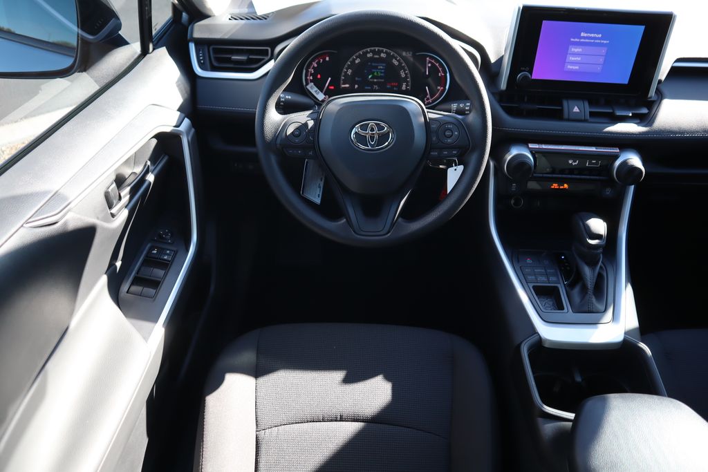 Thumbnail: 2025 Toyota RAV4 - 10