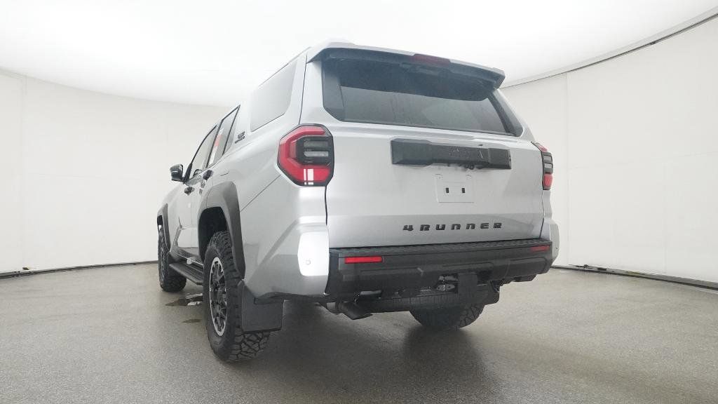 Thumbnail: 2025 Toyota 4Runner - 23
