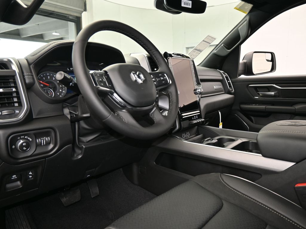 New 2026 Granite Crystal Metallic Clearcoat Ram Laramie image 12