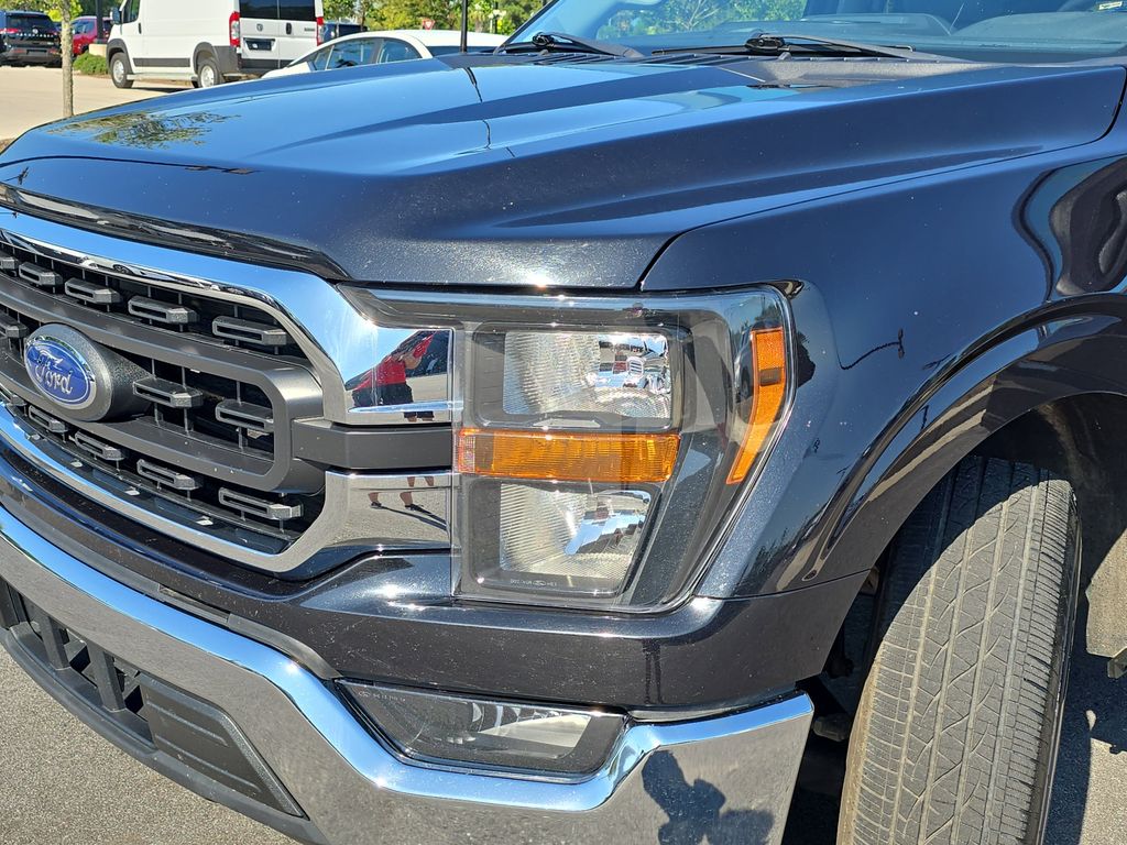 2023 Black Metallic Ford F-150 XLT RWD Truck
