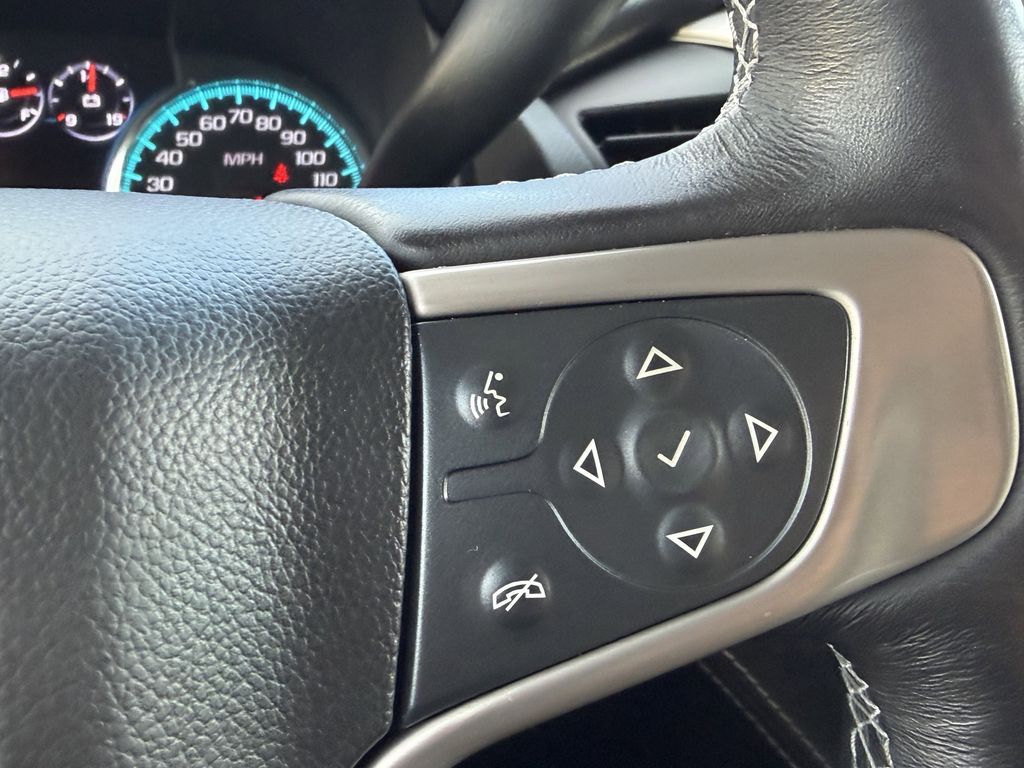 used 2018 GMC Yukon car, priced at $23,991