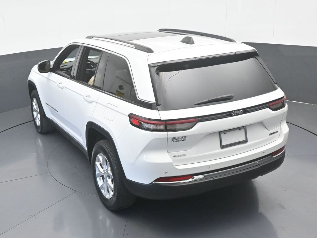 Used 2023 Bright White Clearcoat Jeep Limited image 53