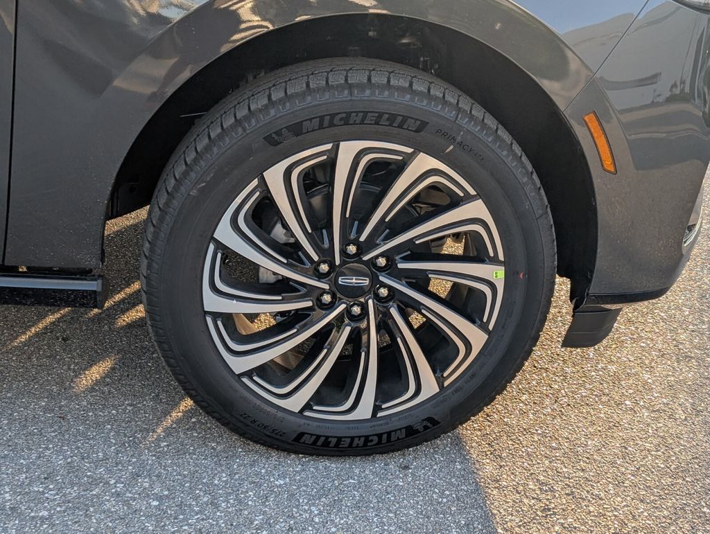 new 2026 Lincoln Navigator L car, priced at $127,665