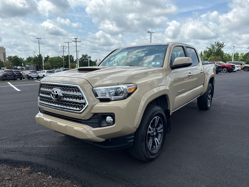 Used 2016 Toyota Tacoma Truck