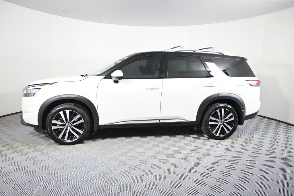 Used 2024 Nissan Pathfinder Platinum with VIN 5N1DR3DJ0RC220399 for sale in Forest Lake, Minnesota