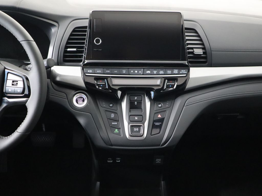 Thumbnail: 2026 Honda Odyssey - 14