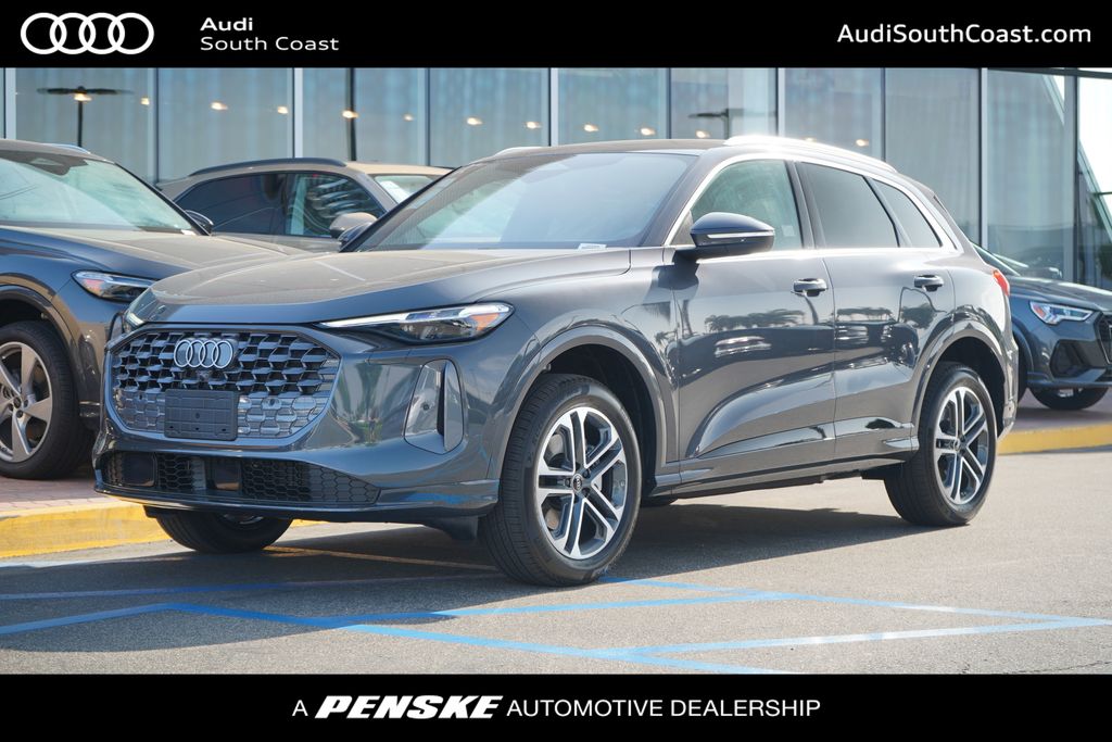 Thumbnail: 2025 Audi Q5 - 1