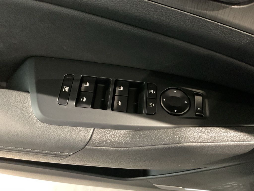 New 2026 Gray Kia X-Line image 10