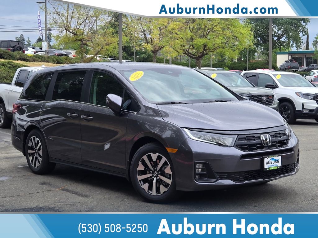 Gray (Modern Steel Metallic) 2026 Honda Odyssey EX-L FWD Minivan Front-Wheel Drive Automatic