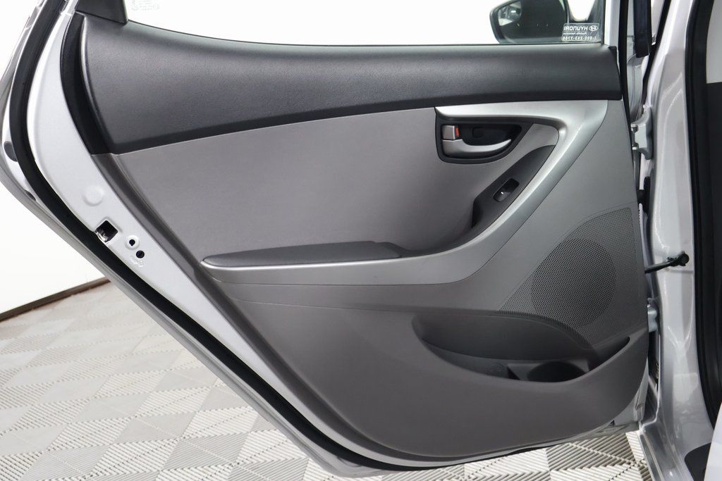 Thumbnail: 2014 Hyundai Elantra - 13