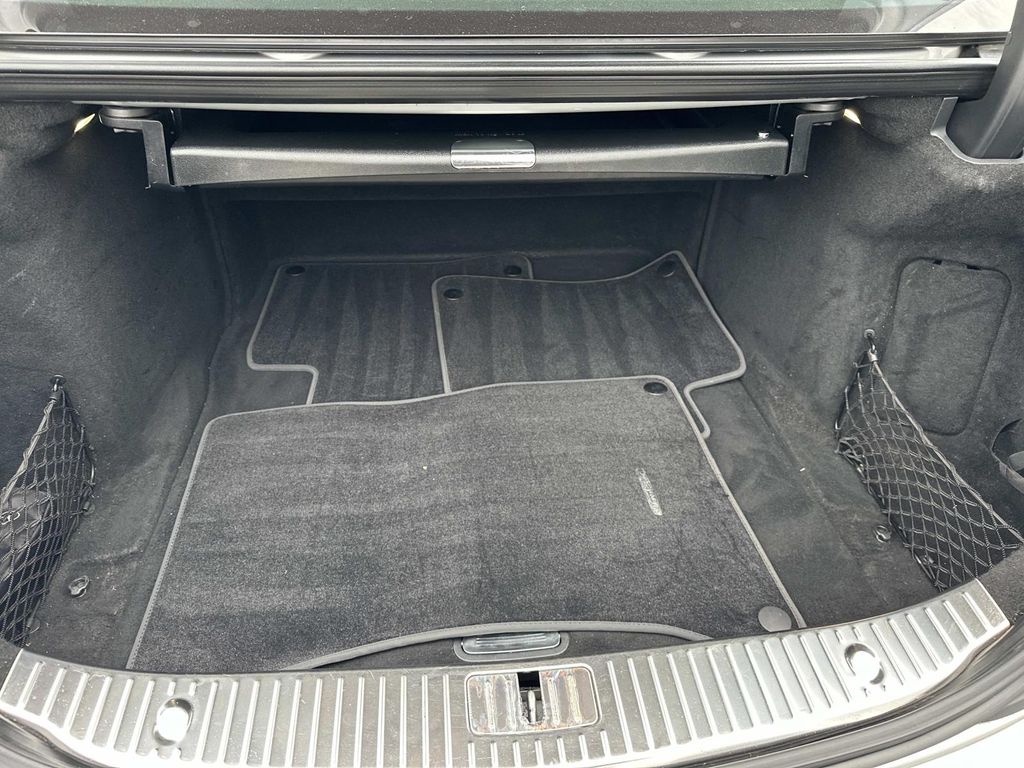 Thumbnail: 2020 Mercedes-Benz S-Class - 25