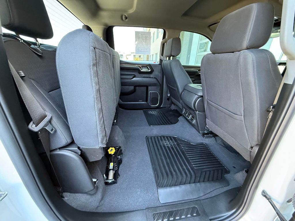 2024 Summit White Chevrolet Silverado 1500 RST 4X4 Truck