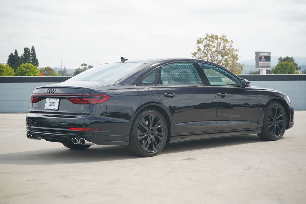 Thumbnail: 2026 Audi S8 - 4