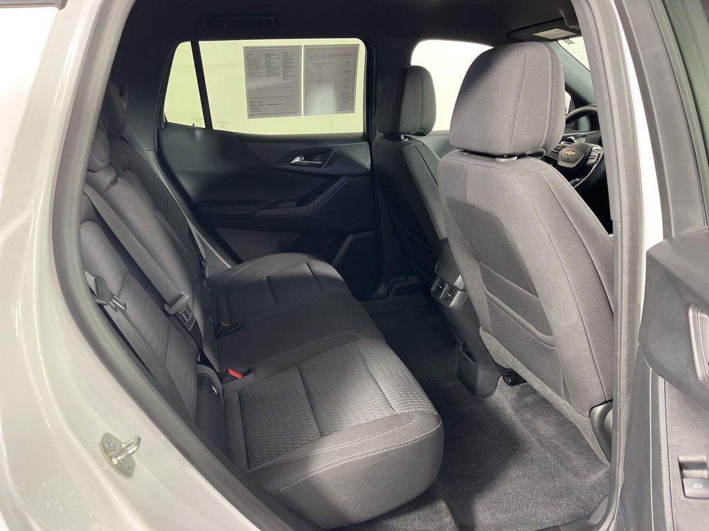 Thumbnail: 2025 Chevrolet Equinox - 7