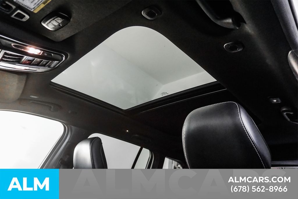 Used 2024 White Jeep 4xe image 25