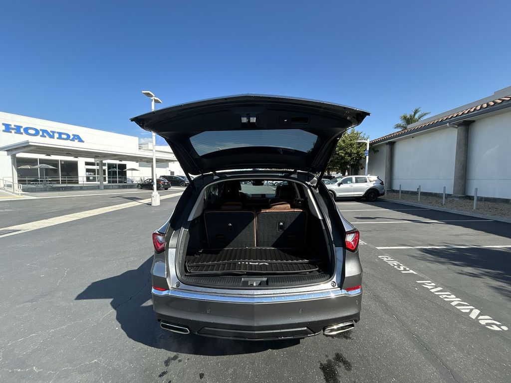 Thumbnail: 2023 Acura MDX - 25