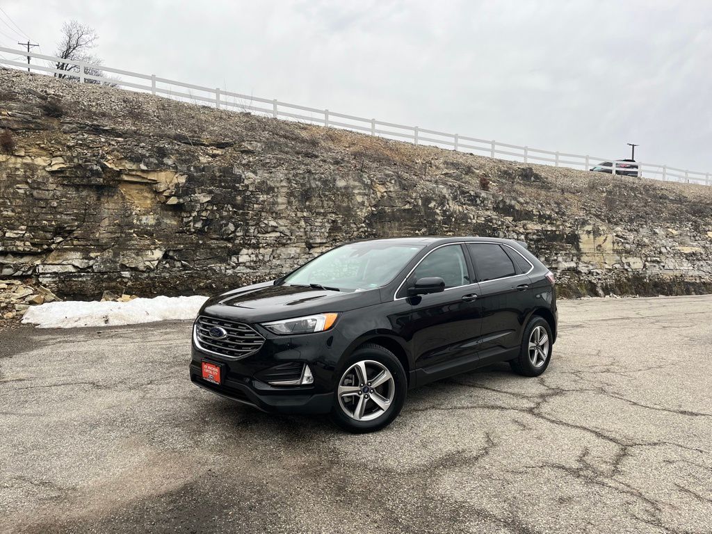 View vehicle photo 2