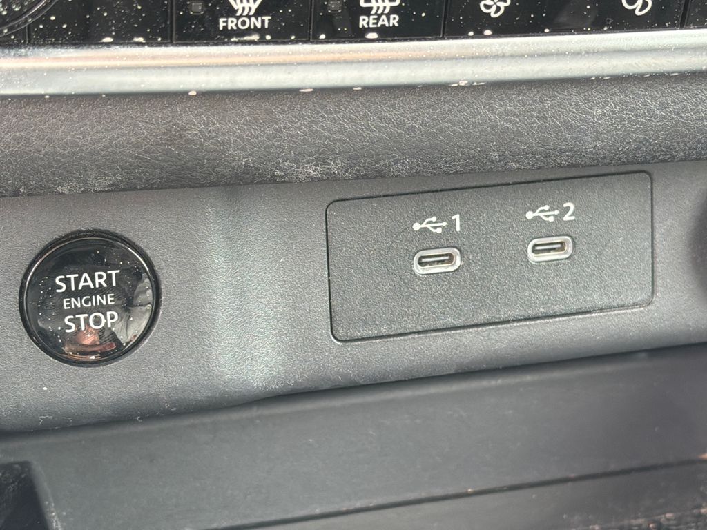 Used 2025 White Nissan SV image 31