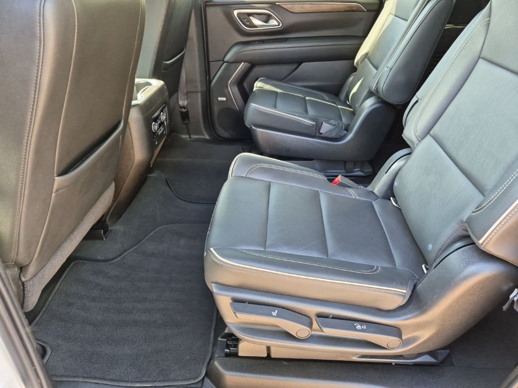 Used Car 2021 Chevrolet Suburban  Premier For Sale Under $50,000 In Austin, Texas