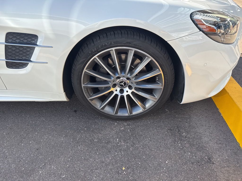 Thumbnail: 2018 Mercedes-Benz SL-Class - 8