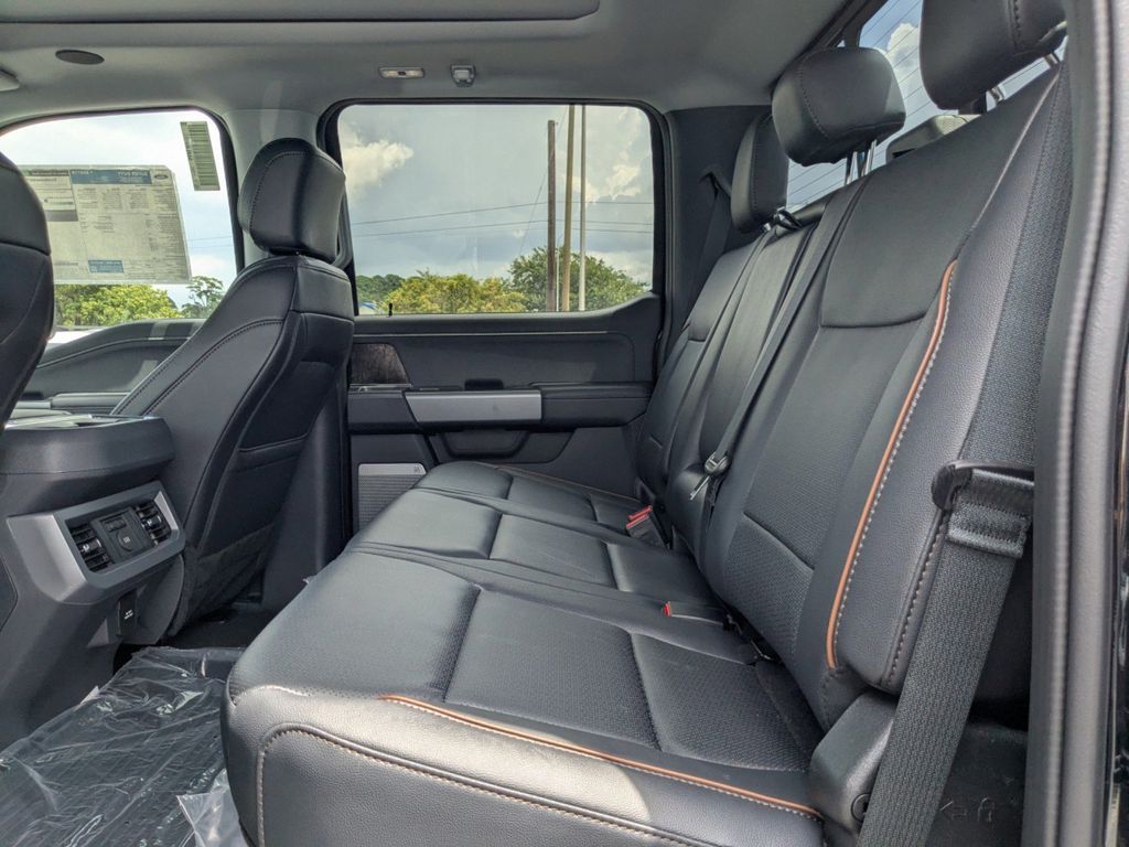 2025 Ford F-350 Super Duty Lariat