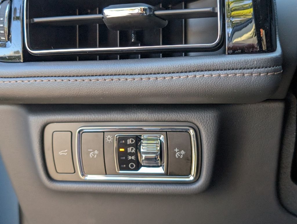 new 2026 Lincoln Aviator car, priced at $73,925