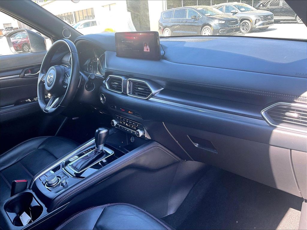 2023 Mazda CX-5 — photo 13