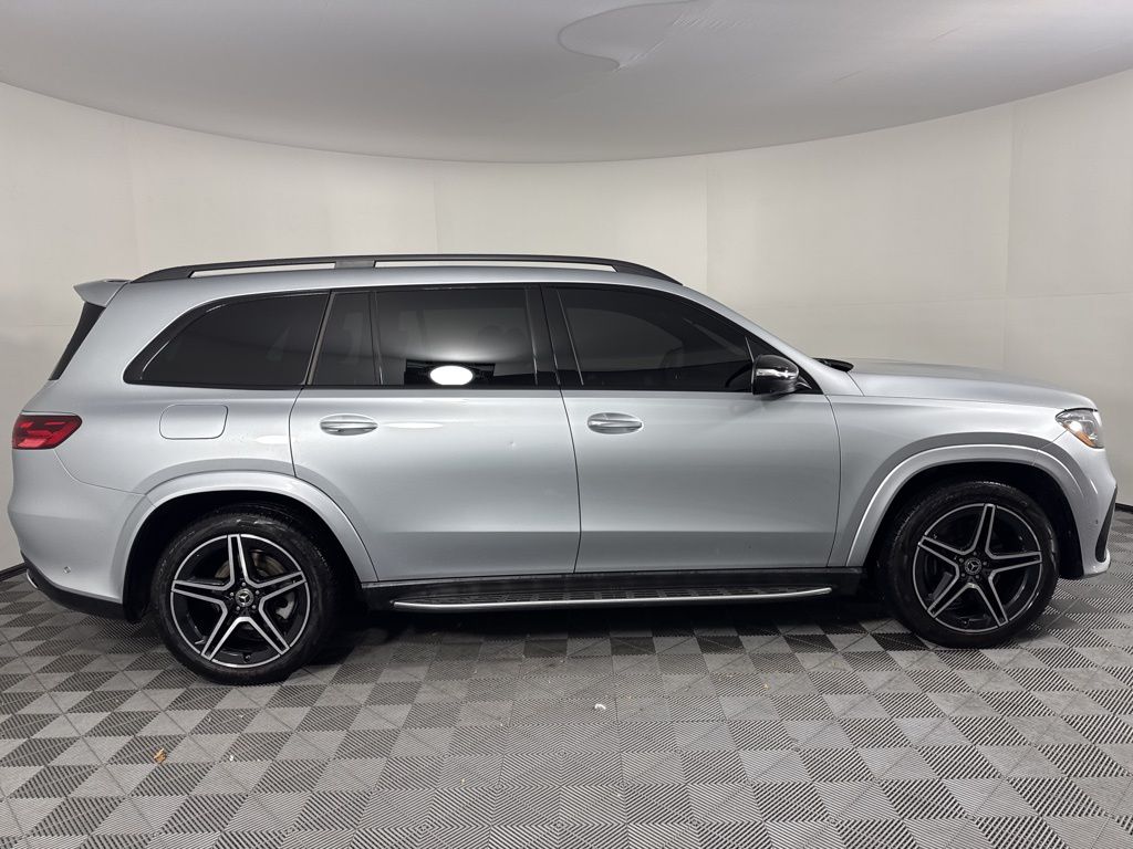 Thumbnail: 2024 Mercedes-Benz GLS - 4