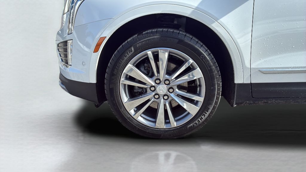 used 2024 Cadillac XT5 car, priced at $37,950
