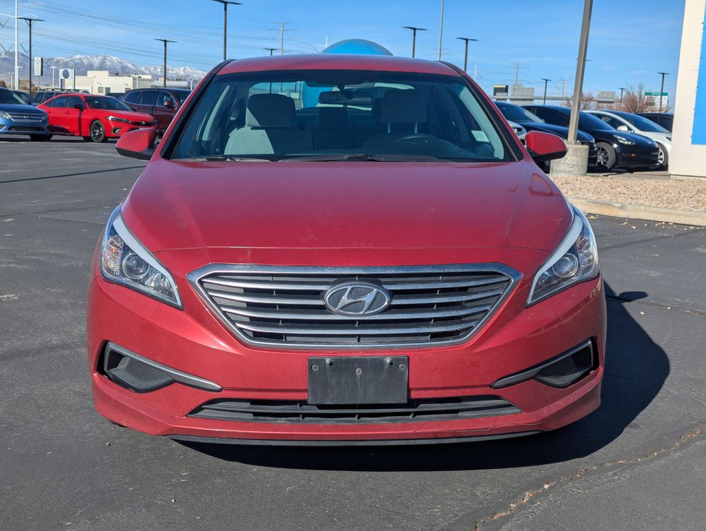 2017 Hyundai Sonata Base 10