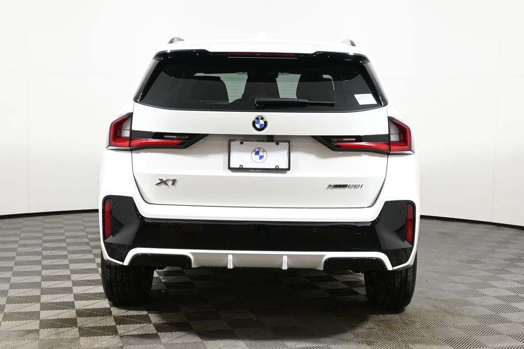 Thumbnail: 2026 BMW X1 - 6