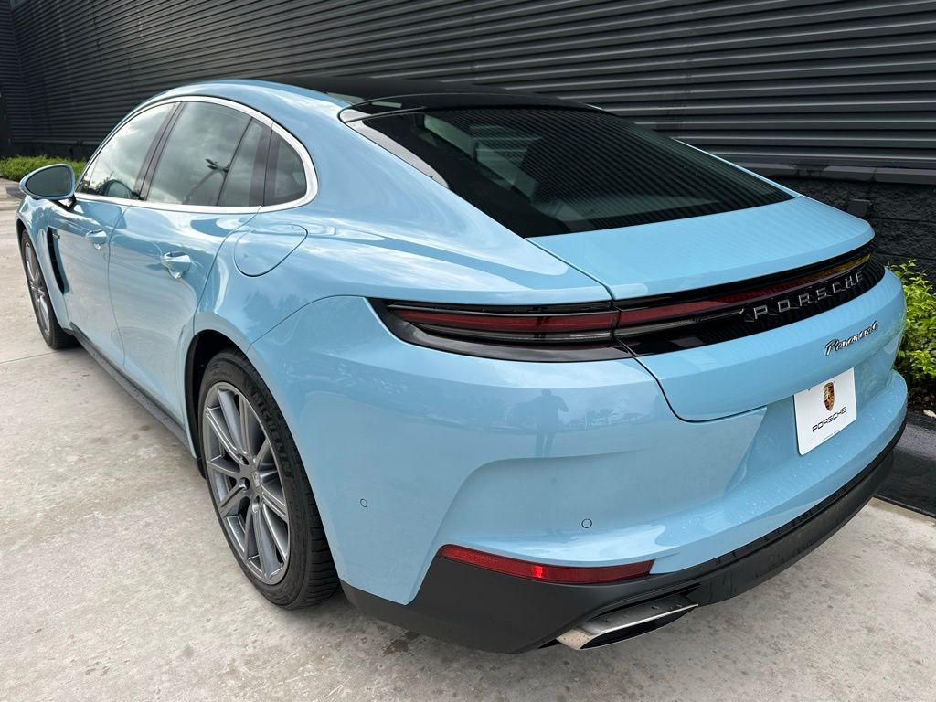 Thumbnail: 2026 Porsche Panamera - 3