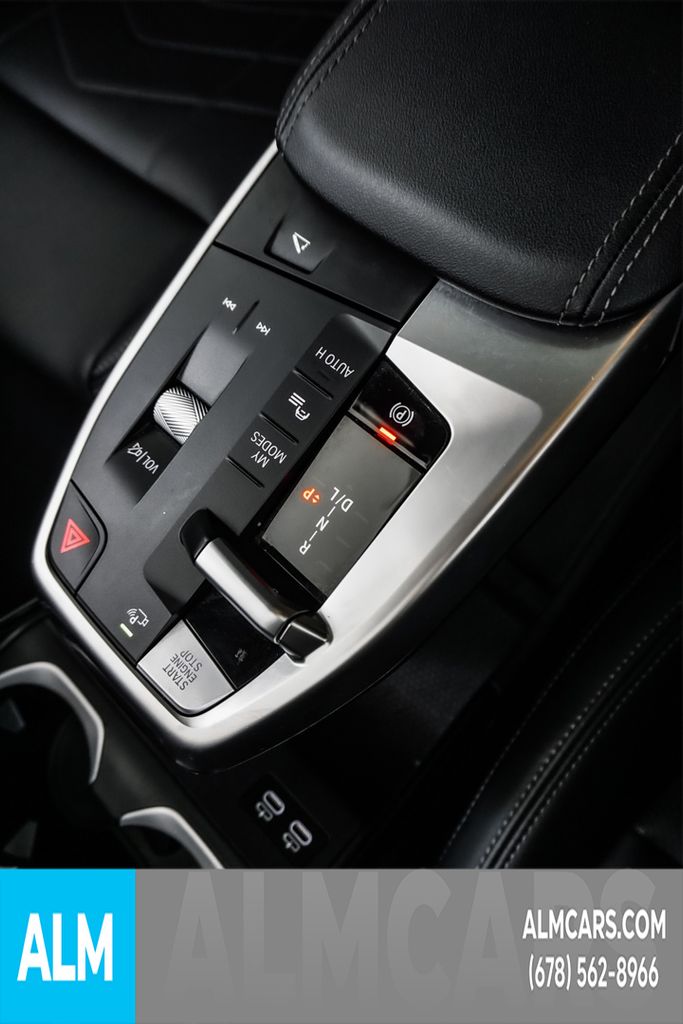 Used 2025 Black BMW xDrive28i image 39
