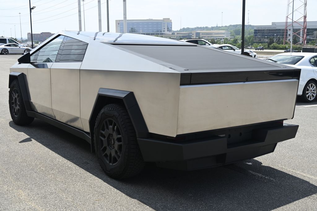 Thumbnail: 2024 Tesla Cybertruck - 3