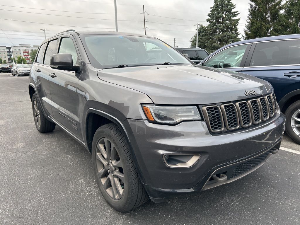 Thumbnail: 2016 Jeep Grand Cherokee - 4