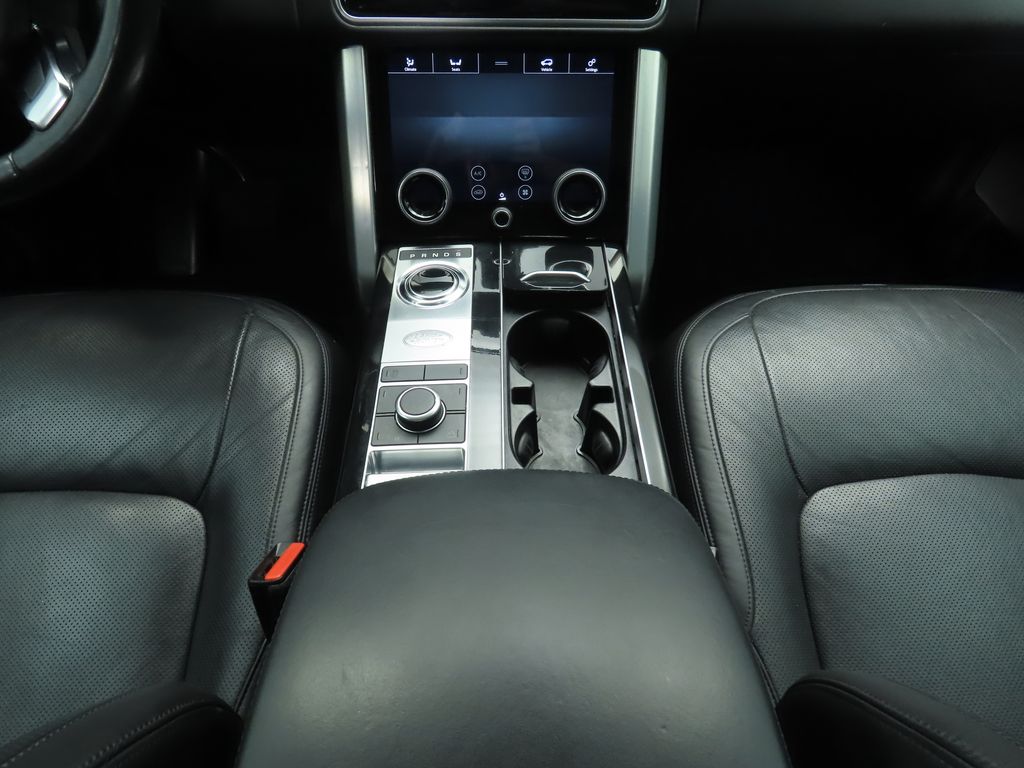 Thumbnail: 2020 Land Rover Range Rover - 16